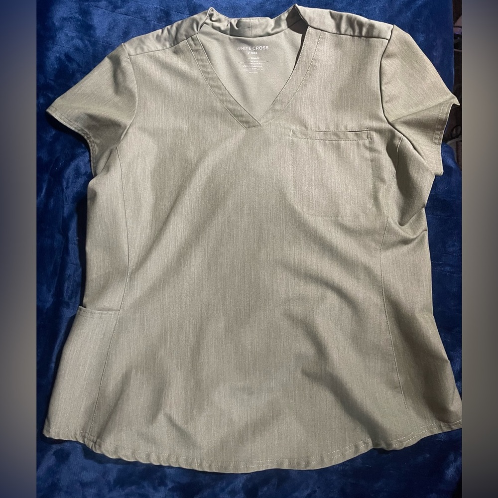 Green scrub set